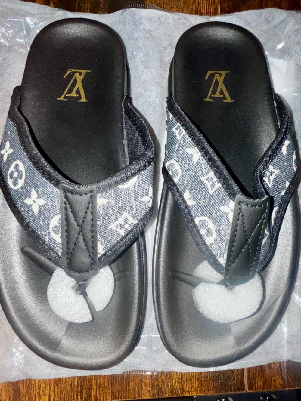 Black Designer-Pattern Women's Thong Sandals